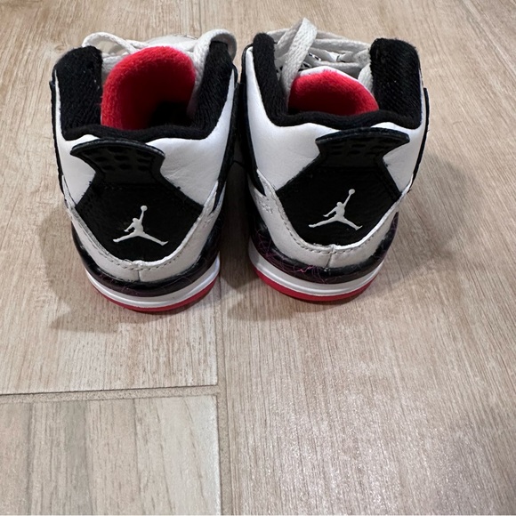 Air Jordan 4 Retro - size 5C toddler - Picture 6 of 6